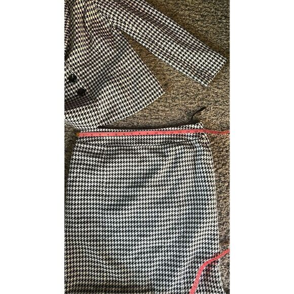 Kasper Black plaid Skirt suit set - Picture 9 of 13